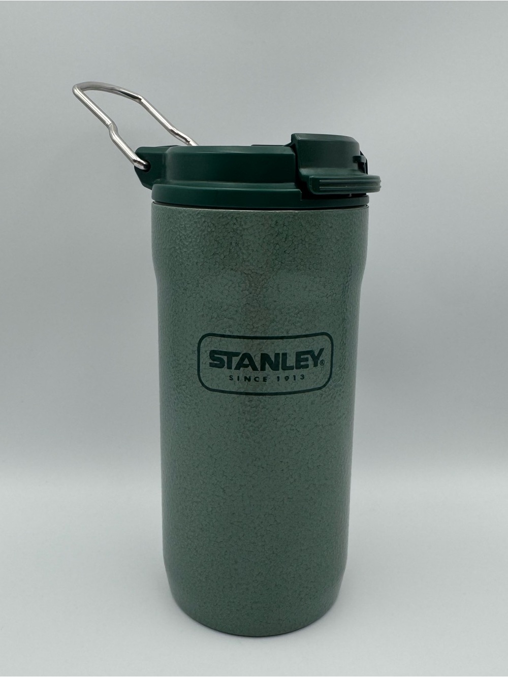 Stanley Classic Vacuum Travel Mug 16 oz (Hammertone Green) Excellent Condition
